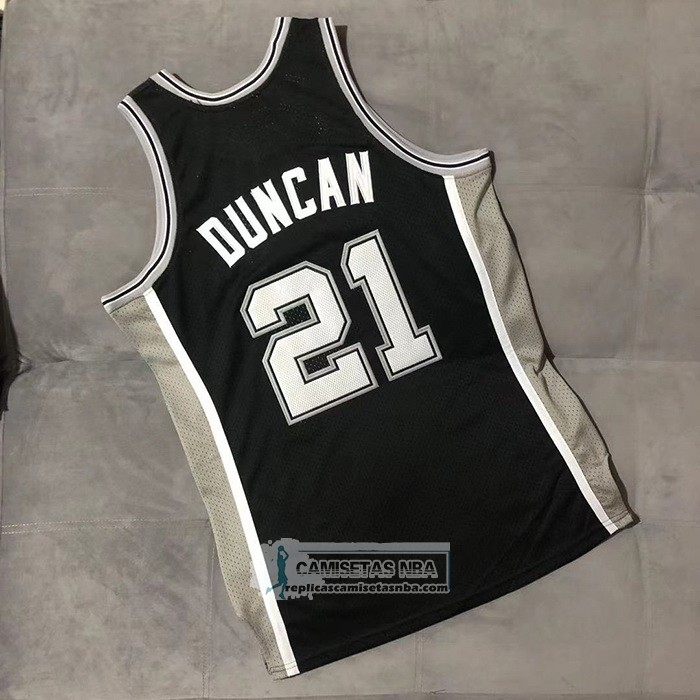 Camiseta San Antonio Spurs Tim Duncan Mitchell & Ness 2001-02 Negro